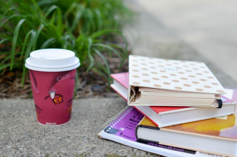 loose-leaf-book-what-you-need-to-know-bookdeal